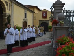 002-Chapitre_2025-Messe_pontificale_jeudi-Gricigliano_20250828_100856
